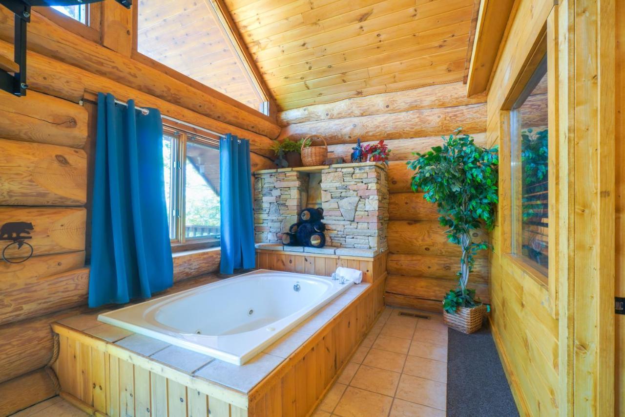 Smoky Mountain Vacation Rental Cabin With Hot Tub! Gatlinburg Εξωτερικό φωτογραφία